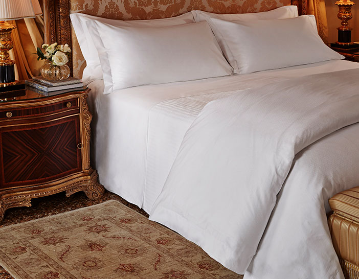 Frette Bed & Bedding Set